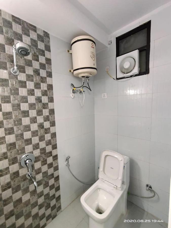 Hotel Royal Town Yeni Delhi Dış mekan fotoğraf